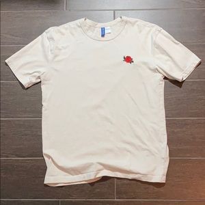H&M beige shirt with a rose
